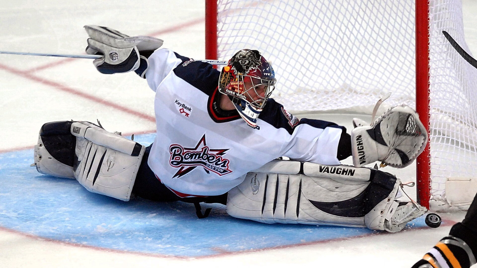 中国足球联赛引入VAR技术提升比赛公正，足球var技术全称