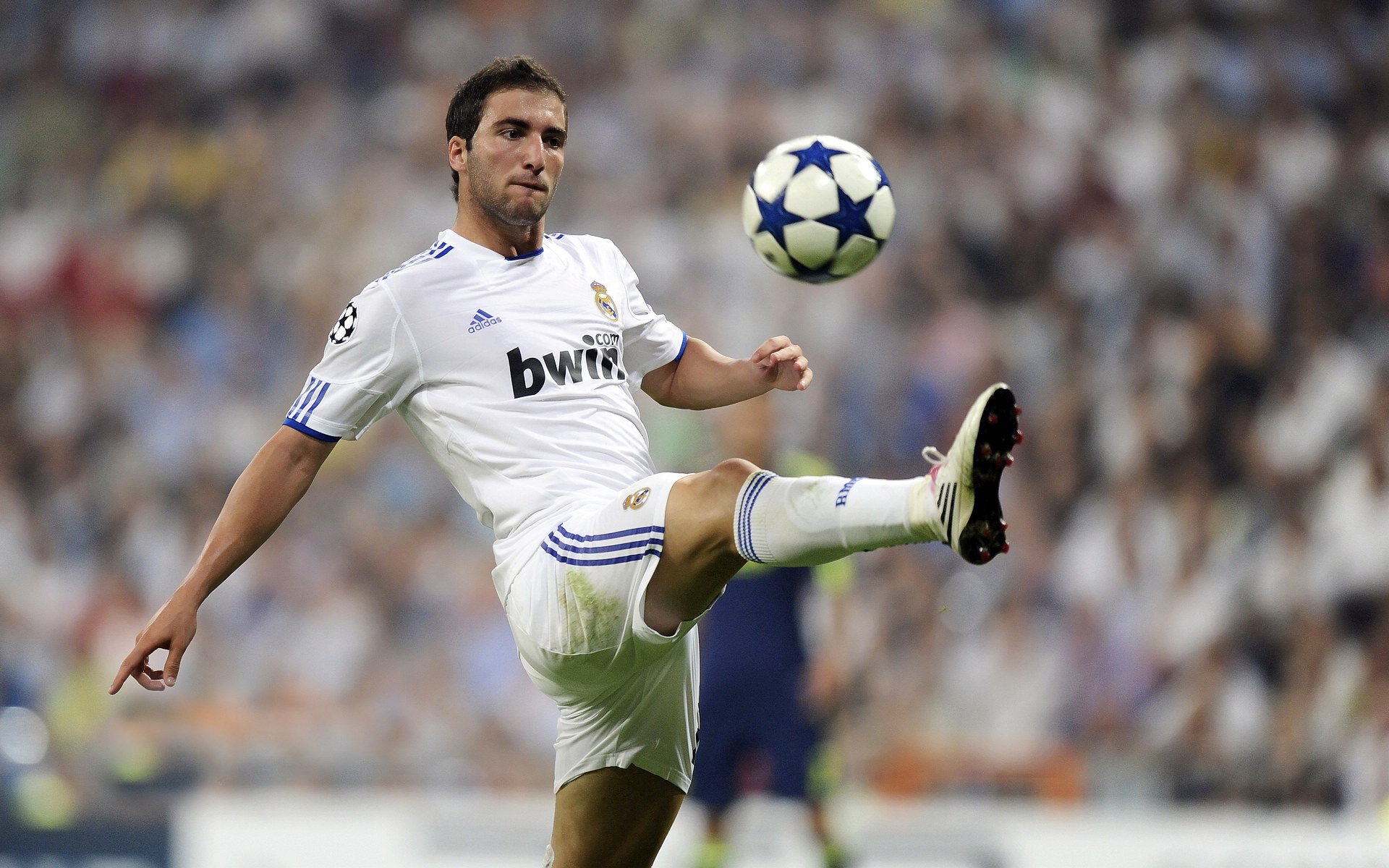 德甲高速反击:瞬间突破,攻势如潮!,德甲德甲